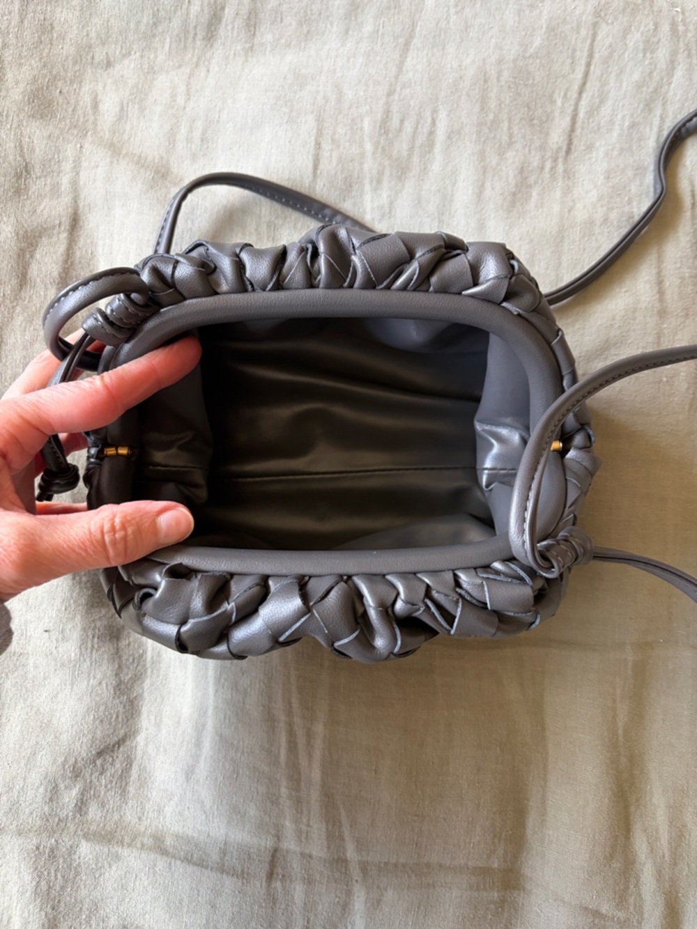 Woven Leather Crossbody Bag in Gray - Unbranded - Picture 2 of 3